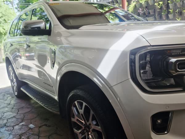 Ford Ranger and SUV interiors, JMV home service car wash, Davao City