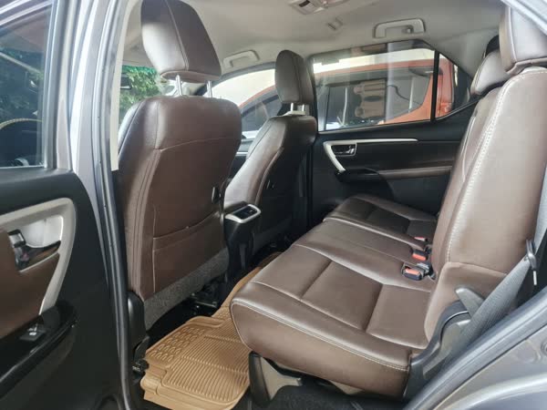 Ford Ranger and SUV interiors, JMV home service car wash, Davao City