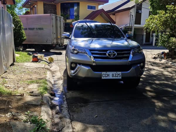 Mazda CX-9 and Toyota Fortuner, JMV home service car wash, Davao City