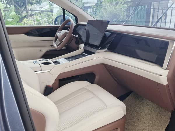 BYD eMAX 9, inside and out, JMV home service car wash, Davao City